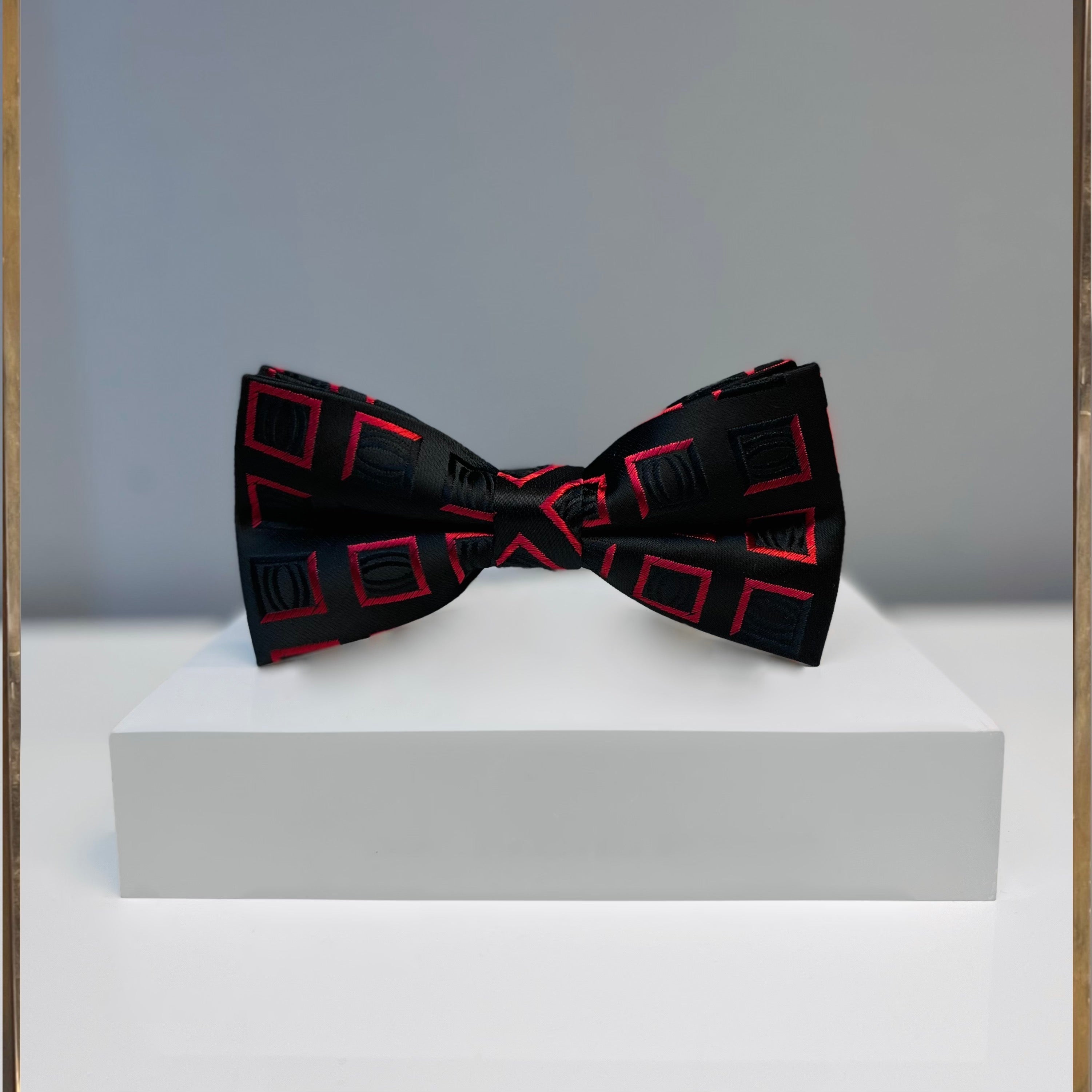 Square silk bow